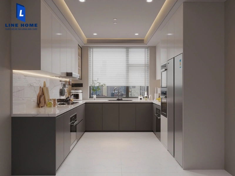 Bếp bề mặt Acrylic trắng bóng gương giúp phản chiếu ánh sáng, làm không gian bếp nhỏ trở nên thoáng đãng